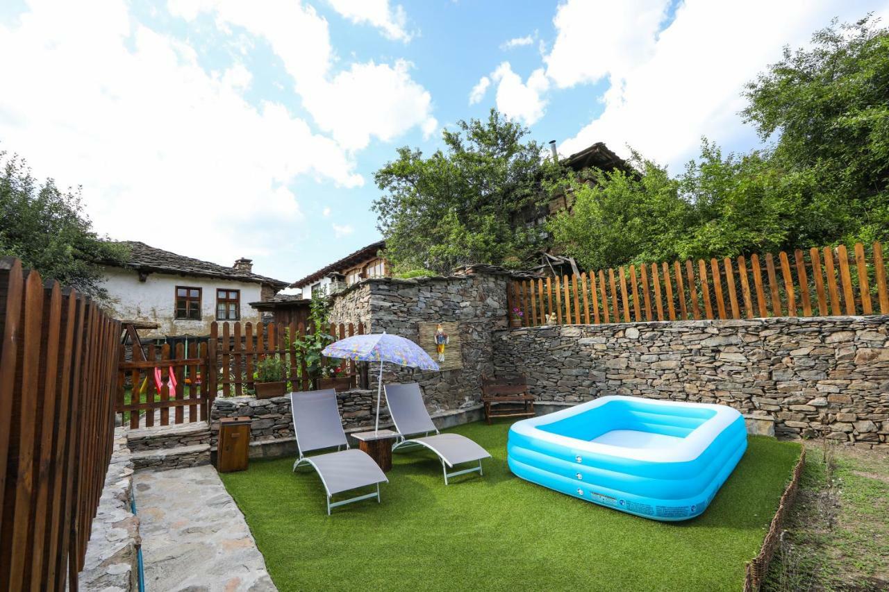 Тодорината Къща Otel Leshten Dış mekan fotoğraf