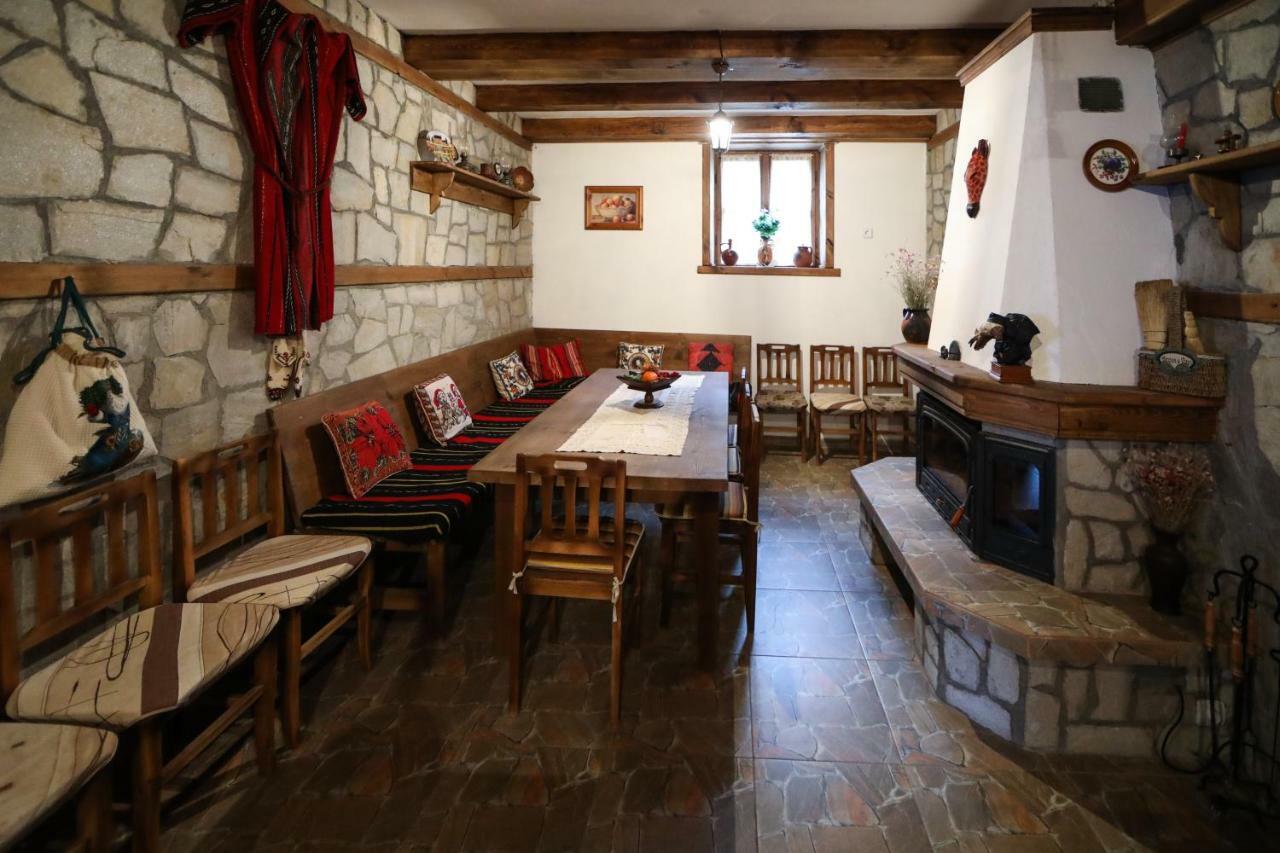 Тодорината Къща Otel Leshten Dış mekan fotoğraf