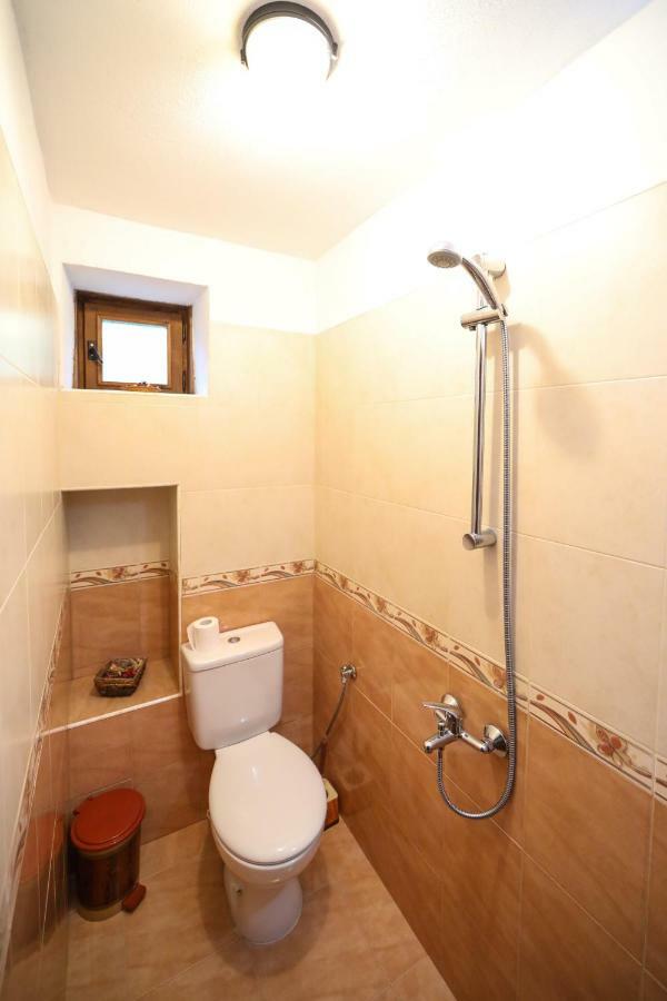 Тодорината Къща Otel Leshten Dış mekan fotoğraf